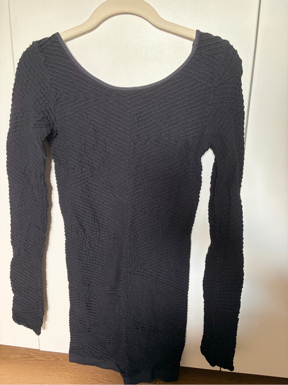 BCBGeneration Black Textured Scoop-Neck Long Sleeve Mini Dress